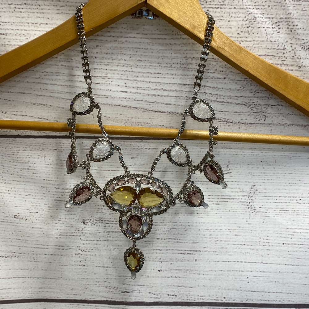 NWOT Stunning Large Ice crystal Statement Necklace Banana Republic Retail $ 198